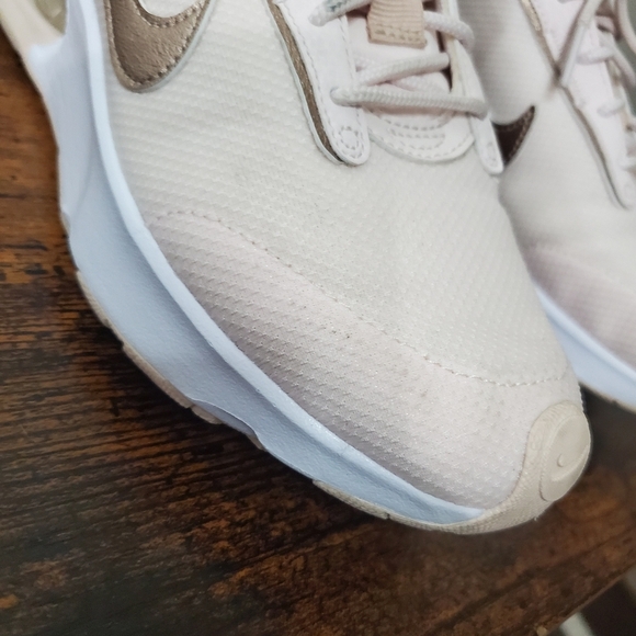 Womens Nike Air Max Intrlk Lite Running Sneakers Size 7.5 Air Padded Sole - Picture 10 of 15